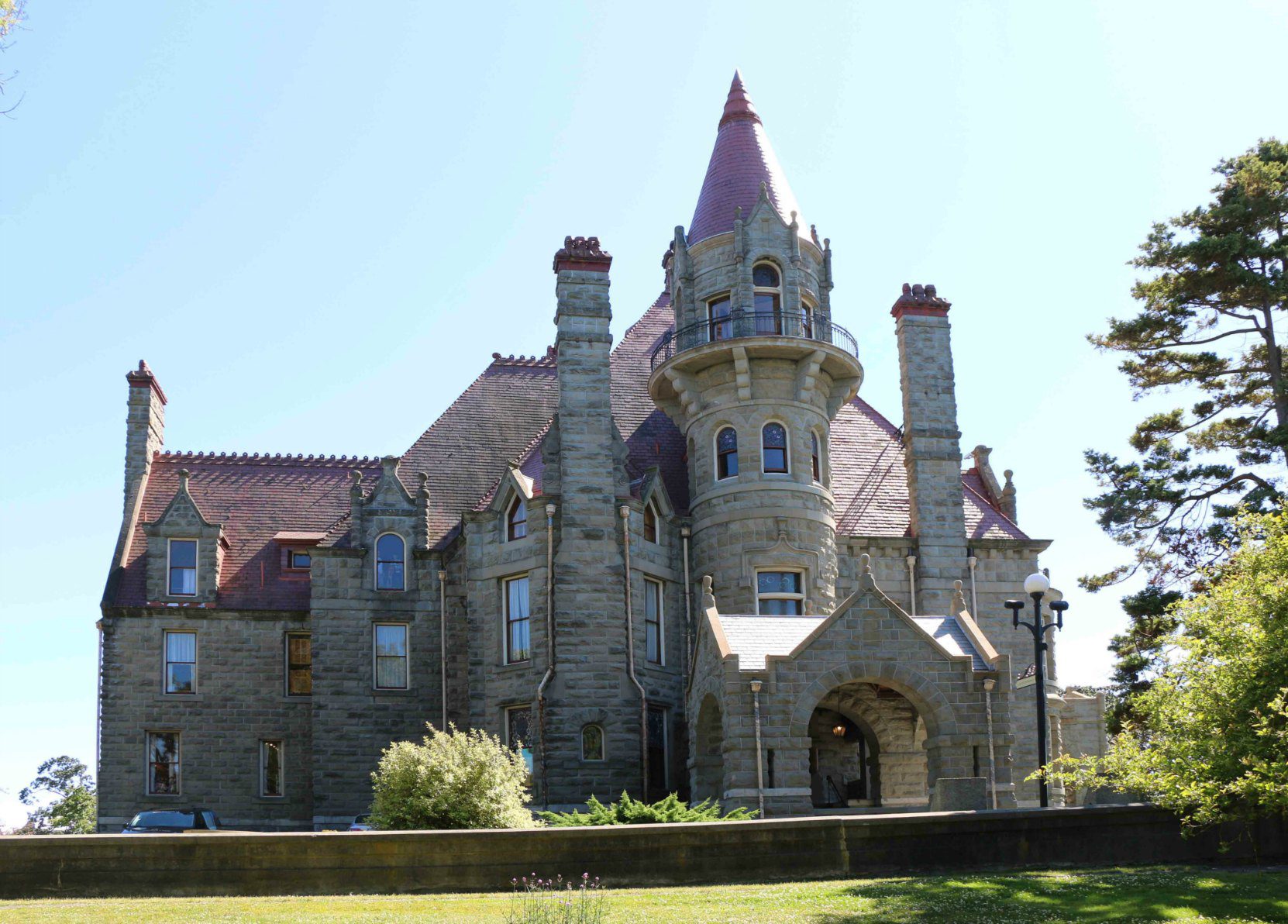 Craigdarroch Castle in Victoria